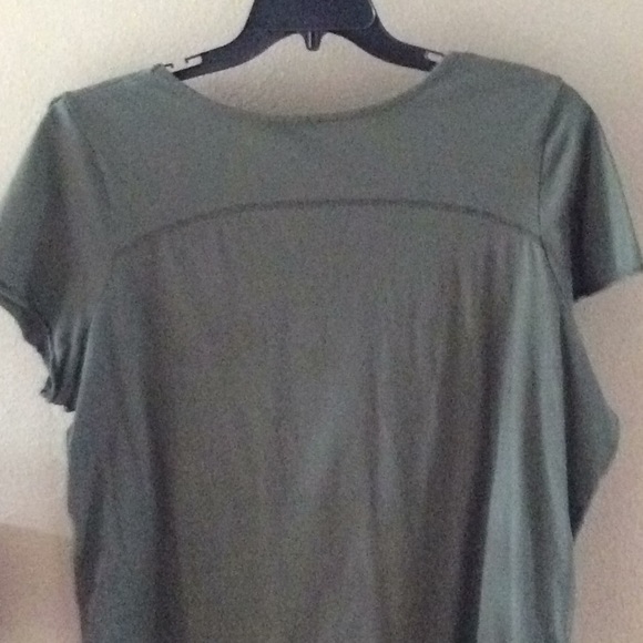 Top - Picture 4 of 4